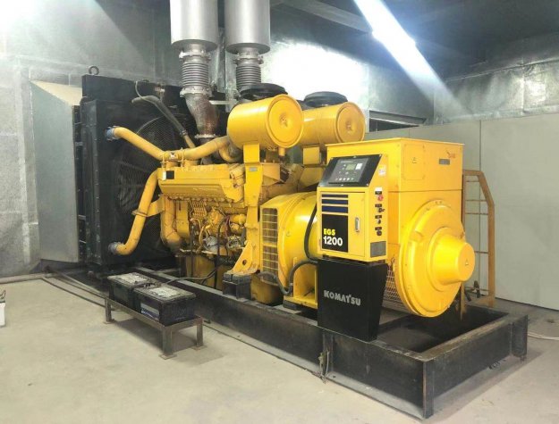 800KW發電機組