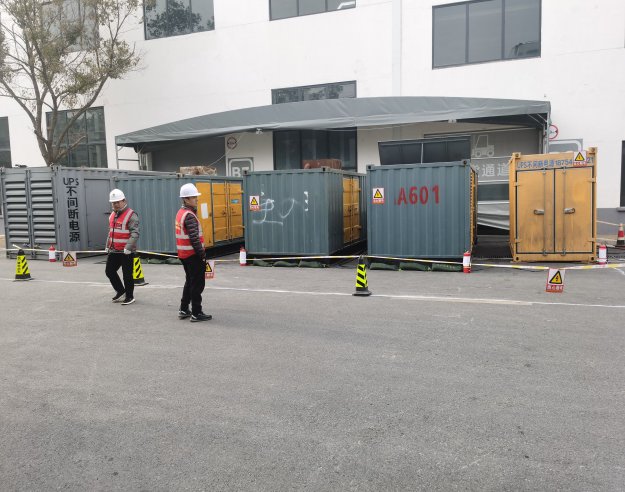 涿州500KW發電機組與UPS不間斷電源施工現場